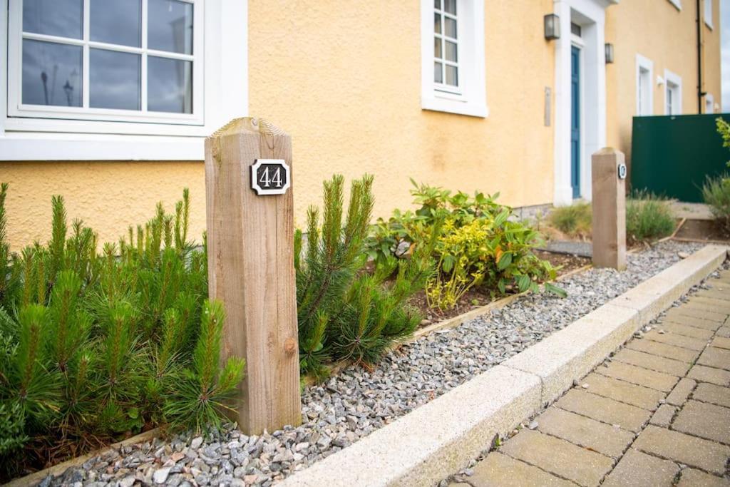 Modern Ground Floor Apartment In Tornagrain Inverness Exterior foto