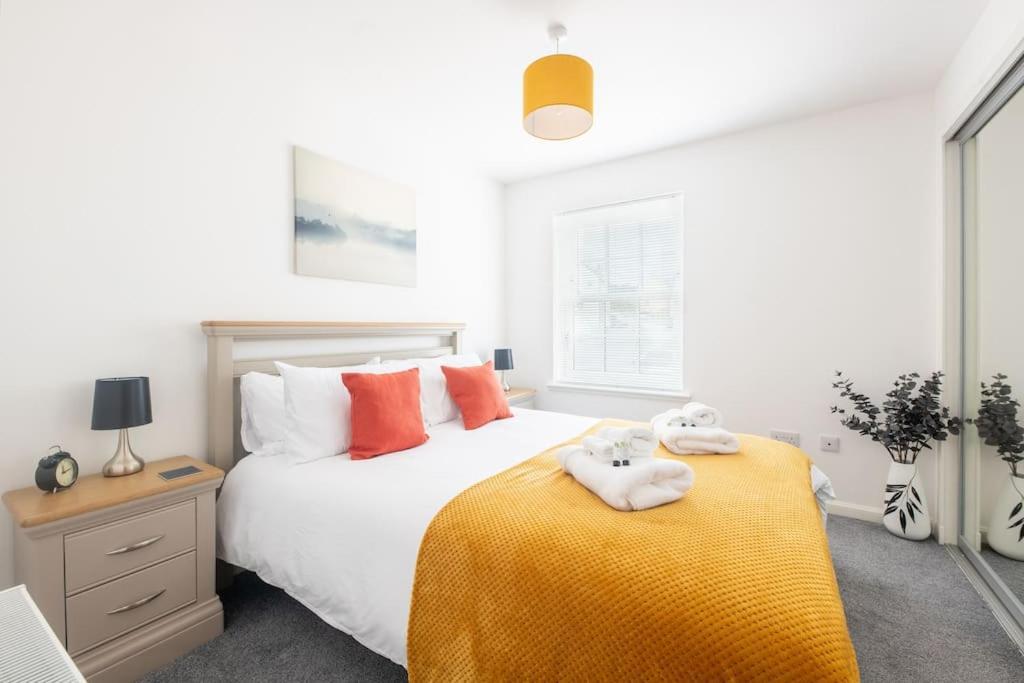 Modern Ground Floor Apartment In Tornagrain Inverness Exterior foto