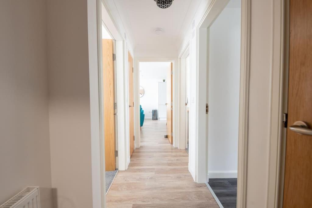 Modern Ground Floor Apartment In Tornagrain Inverness Exterior foto